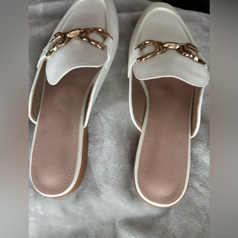 White loafers - Picture 2 of 4
